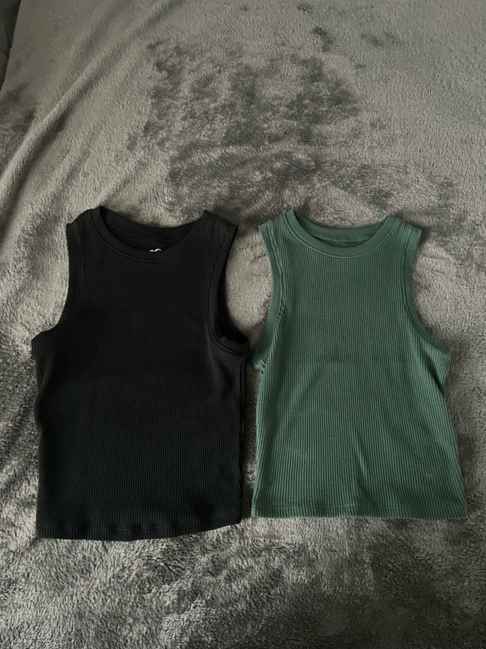 Hollister Ribbed Crewneck Tank - Black & Deep Green